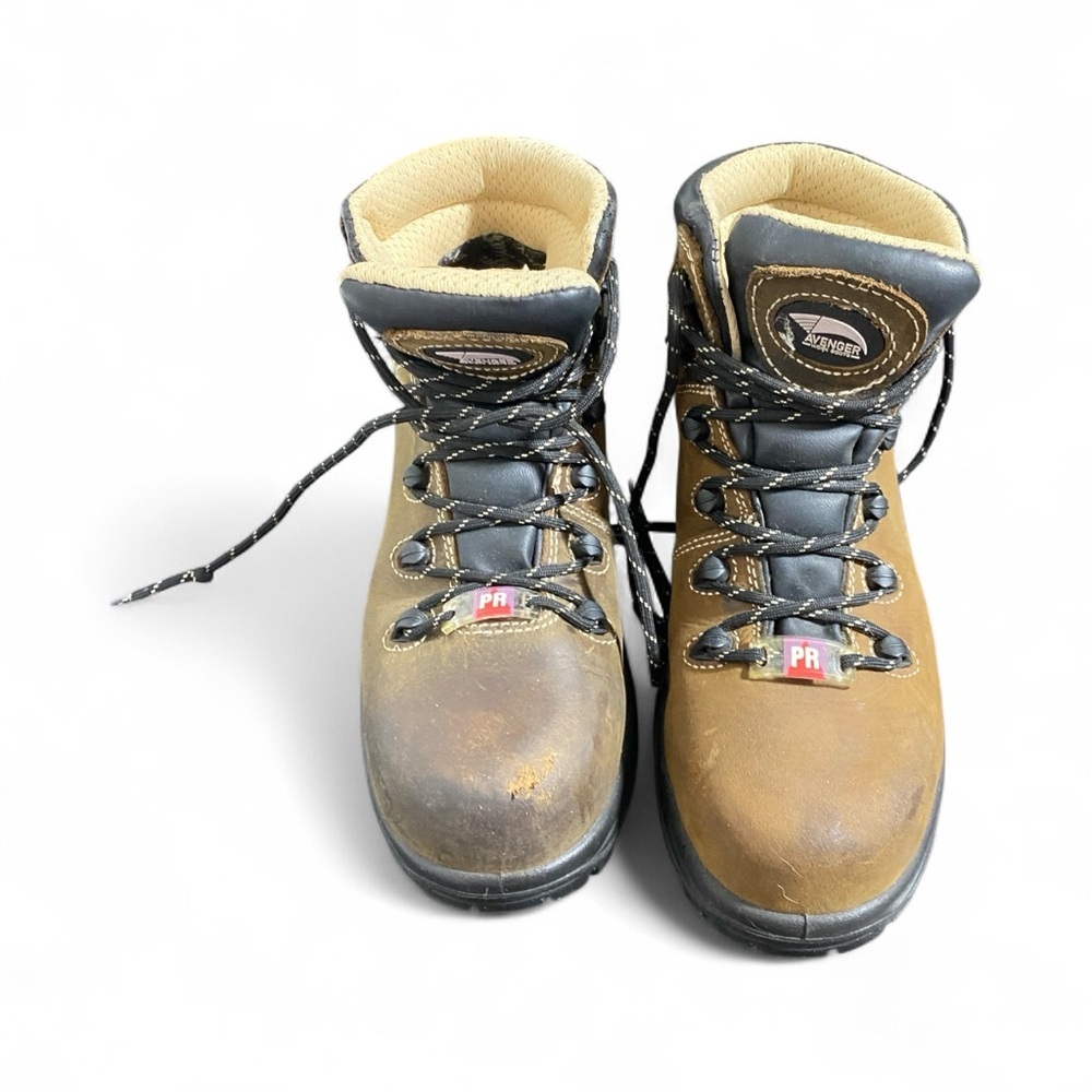 Avenger Brown and Black Combat Boots - Picture 2 of 6